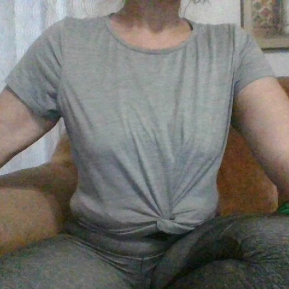 t-shirt crop top